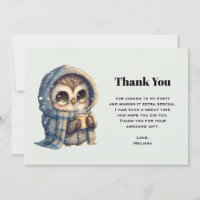 Chouette mignonne en hiver avec café