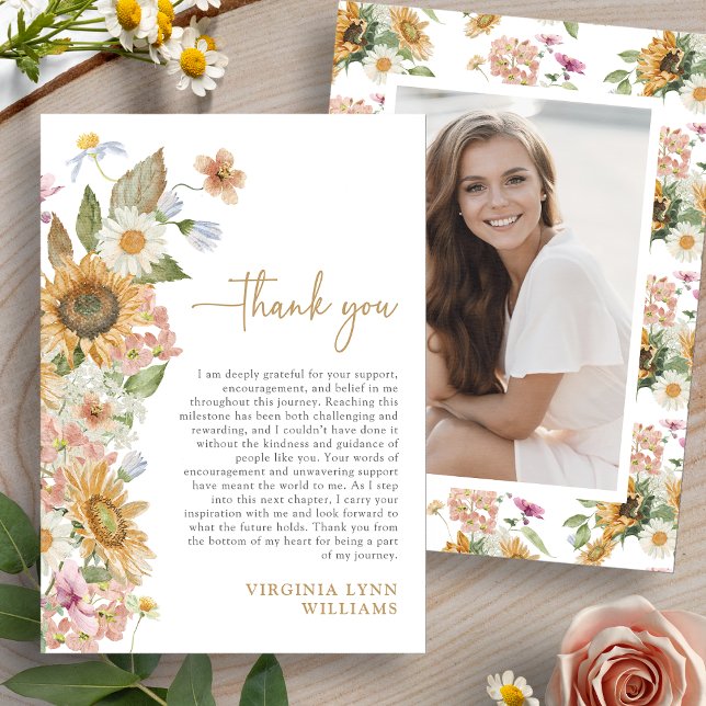 Carte de remerciements de graduation de la photo d (Sunflower Photo Graduation Thank You Card by Painted Paperie
)