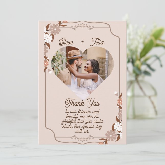 Carte De Remerciements élégant floral beige simple mariage moderne  (Debout devant)