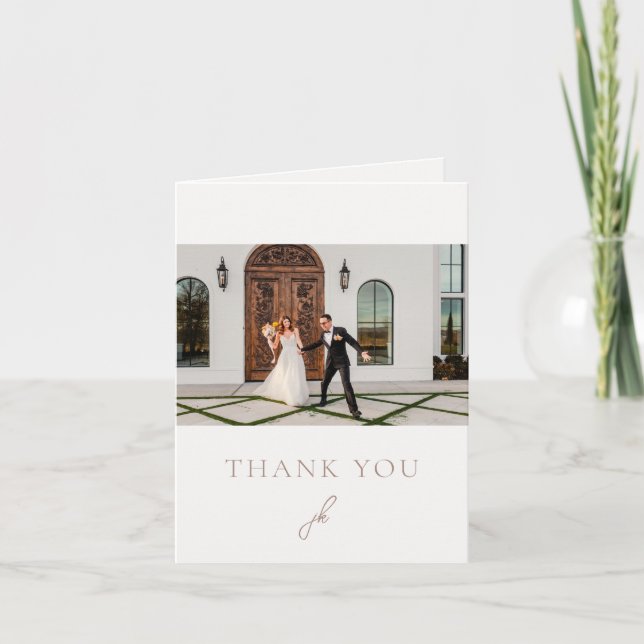 Carte De Remerciements Élégant Mariage de Monogramme Neutre Terre (Devant)