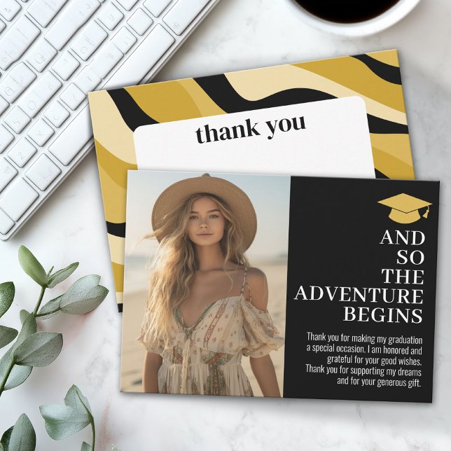 Carte De Remerciements Et donc l'aventure attend - Photo (Custom Graduation Thank You Card with Photo)