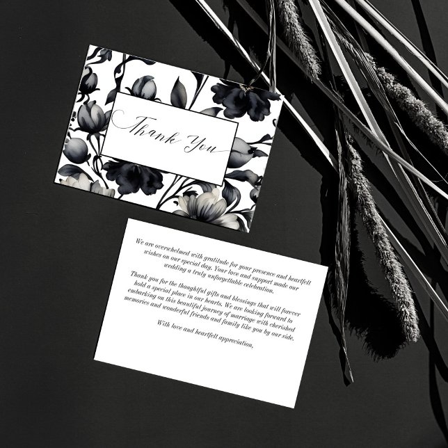 Carte De Remerciements Fleurs vintages noires et blanches (Black and white vintage flowers elegant wedding thank you card simple formal wedding thank you card)