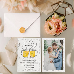 Carte De Remerciements L'amour brasse la main dessinée lunettes de bière