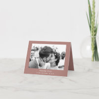 Mariage au vignoble de bois de rose mat | Photo d'