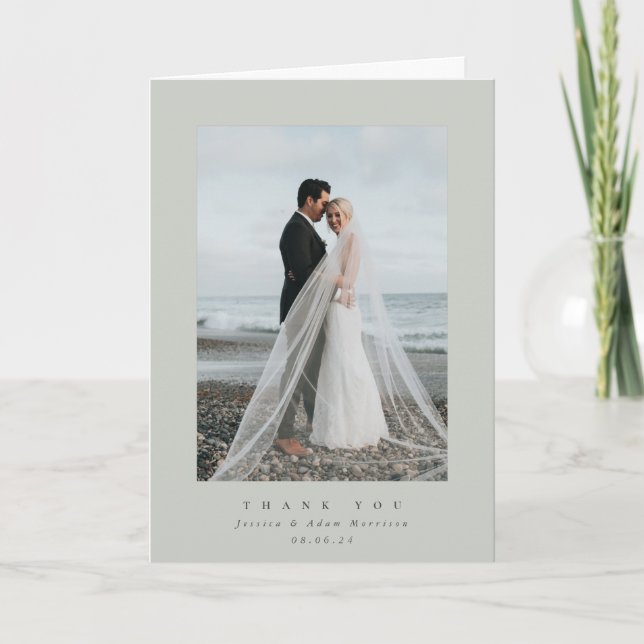 Carte De Remerciements Mariage photo unique gris-vert ultra-minimal (Devant)