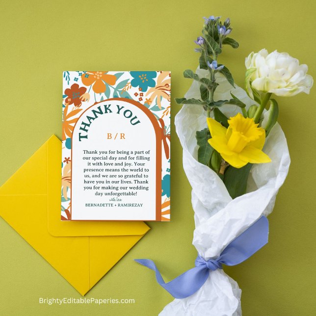 Carte De Remerciements Moderne rétro Élégant brillant Gras Floral Mariage (Express your gratitude with vibrant retro blooms! 🌼📜 #ChicThankYou)