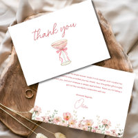 Pétales de rose rose et prosecco rosé pour une fêt