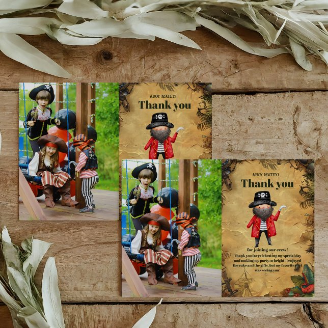 Carte De Remerciements Photo Pirate à thème fête d'anniversaire (Créateur téléchargé)