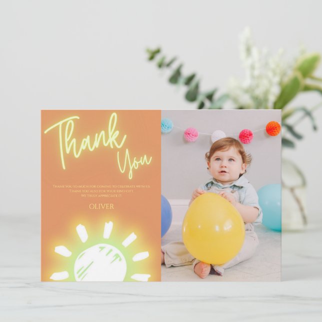 Carte De Remerciements Premier voyage autour du soleil photo anniversaire (Debout devant)