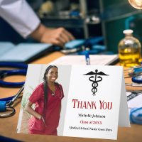 Red Black Médicale School Graduation Photo