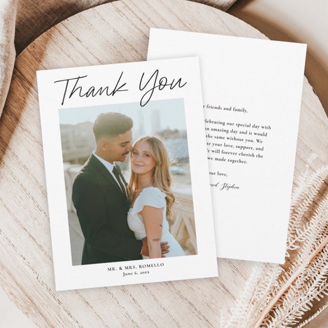 Carte De Remerciements Script moderne Mariage photo simple (Simple black and white script wedding thank you card.)