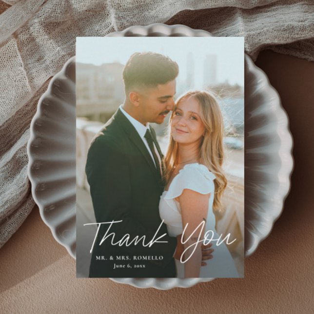 Carte De Remerciements Script moderne Simple Petite Photo Mariage (Handwritten script petite wedding thank you card.)