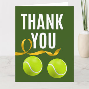 Carte De Remerciements Tennis avec raquette et balles sur herbe verte mer