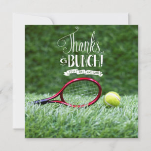 Carte De Remerciements Tennis avec raquette et boules sur herbe verte