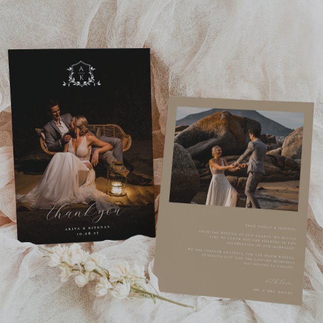 Carte De Remerciements Vins intemporels Monogram Crest Photo Mariage (Créateur téléchargé)