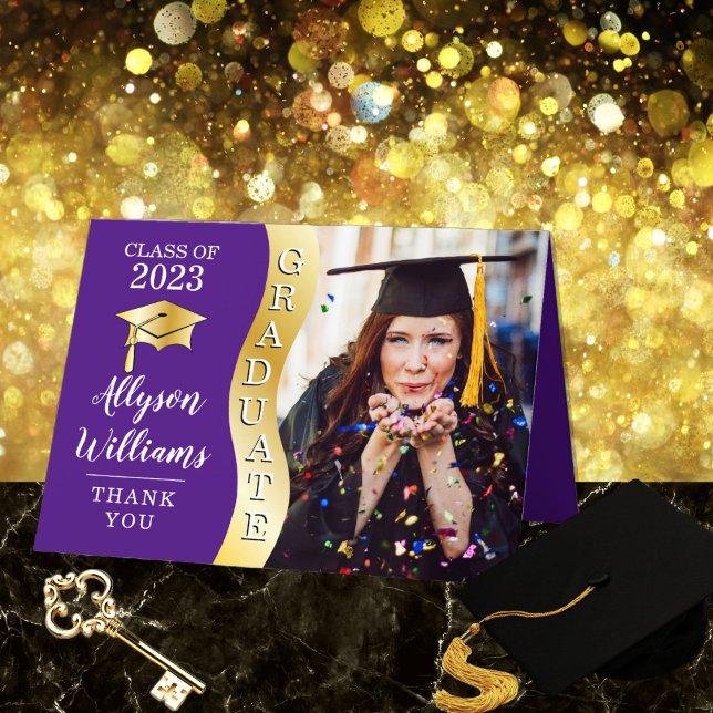 Carte De Remerciements Violet | Gold Graduate Wave Grad Casquette photo (Créateur téléchargé)