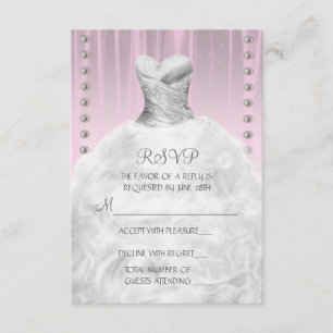Carte de réponse pour Quinceanera rose avec robe d