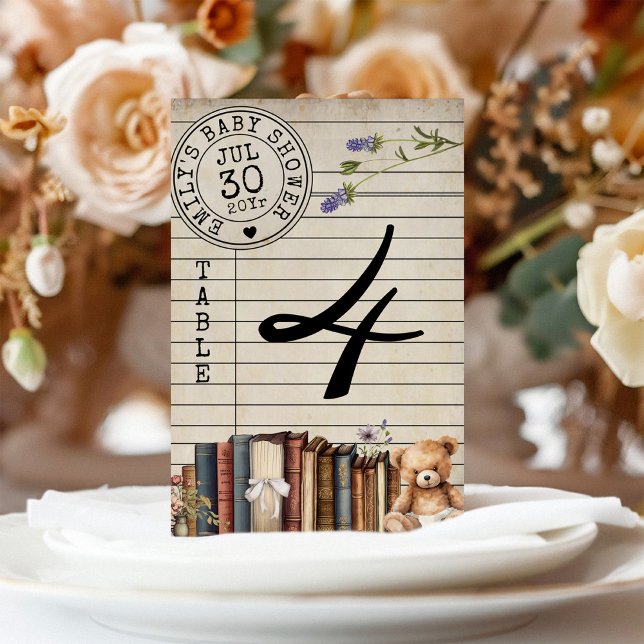 Carte de table de Baby shower de livres de bibliot (Vintage library card watercolor book bow teddy bear gender neutral boy girl baby shower table number)
