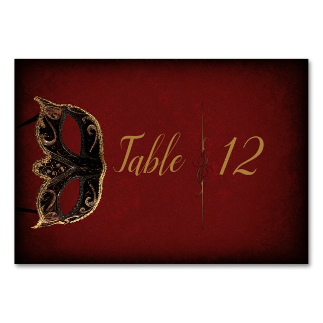 Carte de table Mariage Masquerade rouge et or (Devant)