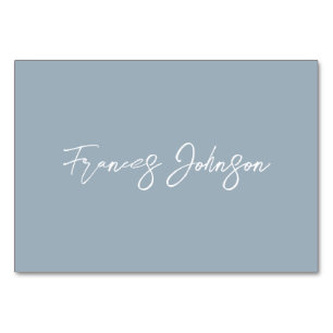 Carte de table nominative bleu poussiéreux