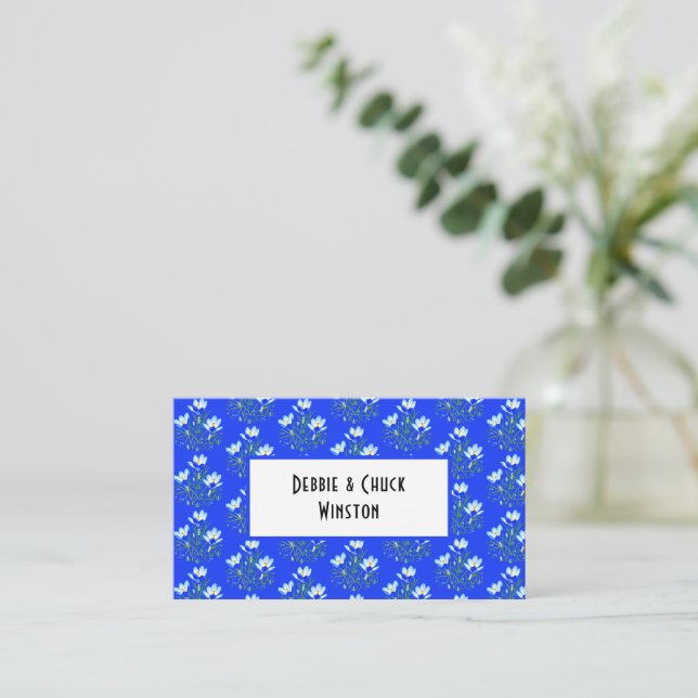 Carte de table plate avec fleurs de crocus (Debout devant)