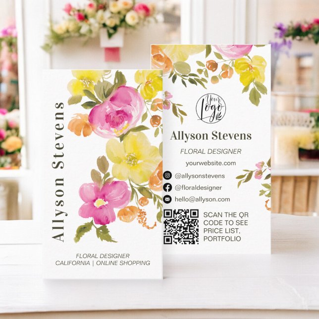 Carte De Visite Aquarelle florale chic tendance blanc logo qr code (Trendy chic floral watercolor white logo qr code business card)