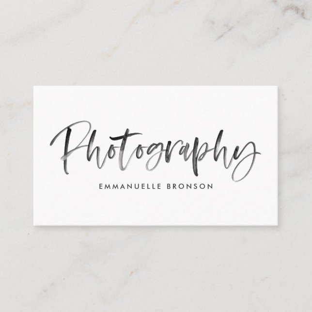 Carte De Visite Aquarelle gris foncé Brush Letters Photographe (Devant)