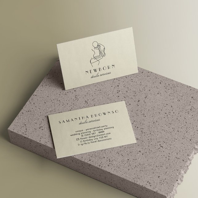 Carte De Visite Beige Nouveau-né bébé Doula (Beige New Born Baby Doula Business Card)