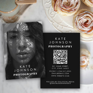 Carte De Visite Black White Full Photo QR Code Médias sociaux