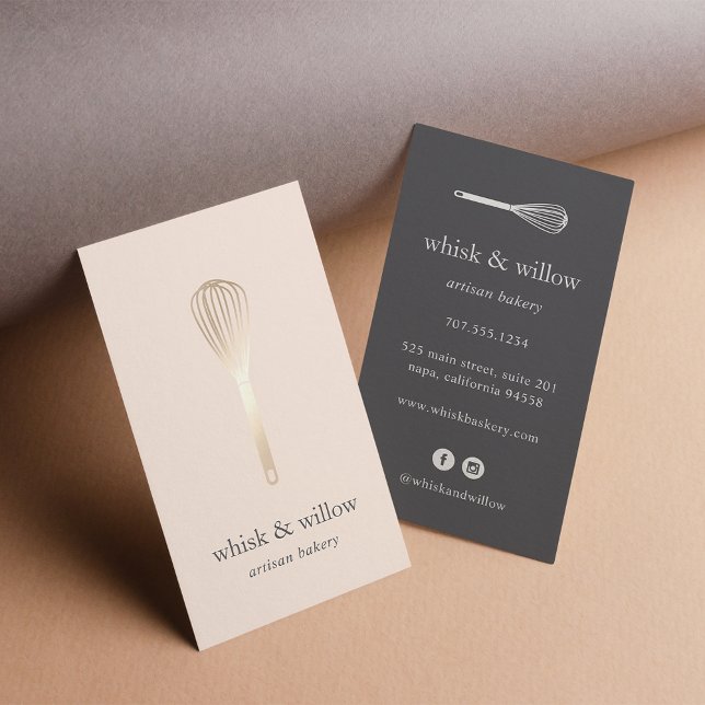 Carte De Visite Blush & Gold Whisk | Boulangerie | Chef | Traiteur (Créateur téléchargé)