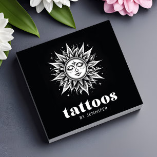 Carte De Visite Carré Artiste de tatouage moderne noir & blanc QR Code