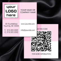 Carré de gingham rose gras et blanc avec logo et Q