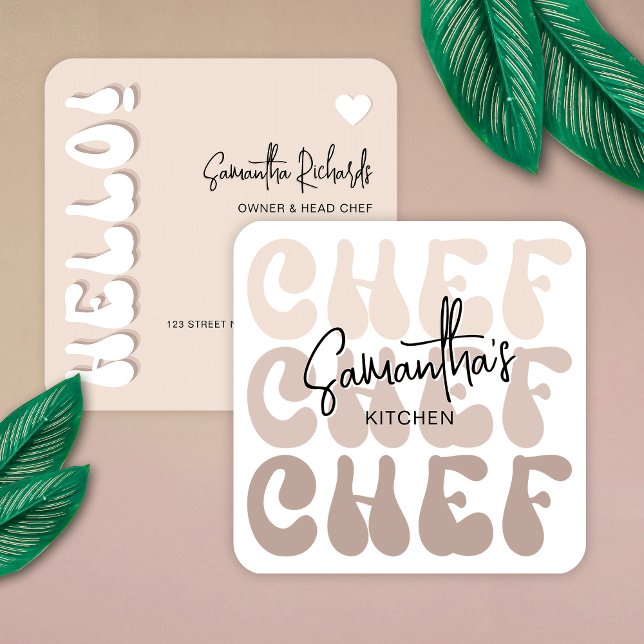 Carte De Visite Carré Chef boulangerie tendance Retro Beige Moderne Rest (Catering business cards in trendy retro style in pastel beige colors and groovy fonts)