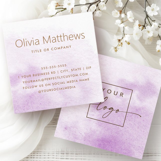 Carte De Visite Carré Élégant logo personnalisé couleur violet clair (Elegant light purple watercolor custom logo square business card)