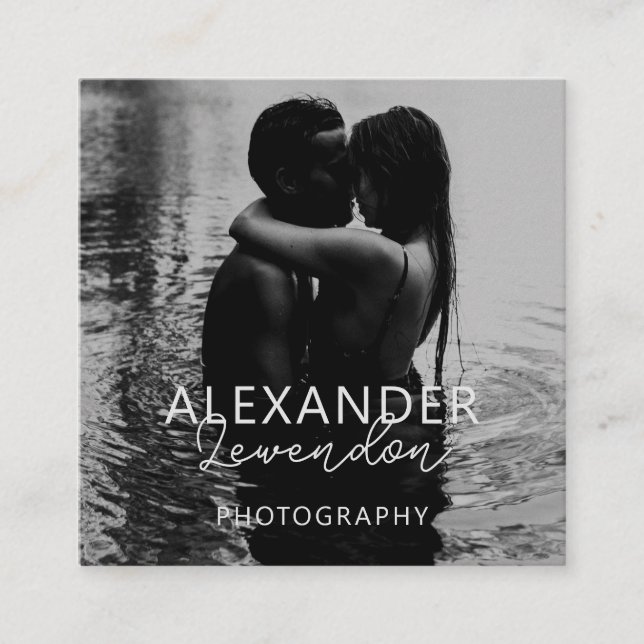 Carte De Visite Carré Élégant moderne noir script photo minimal QR Code (Devant)