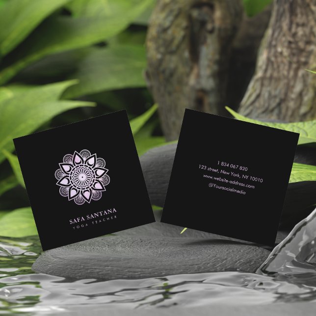 Carte De Visite Carré Instructeur de Yoga Purple Holographique Mandala (Créateur téléchargé)