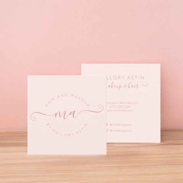 Carte De Visite Carré logo des initiales de maquillage moderne rose pâle (Makeup initials logo modern blush pink minimalist square business card)