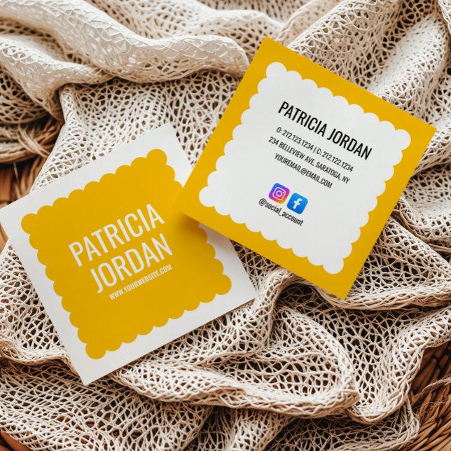 Carte De Visite Carré Lumineuse Jaune moderne Vague Simple Médias Sociau (Créateur téléchargé)