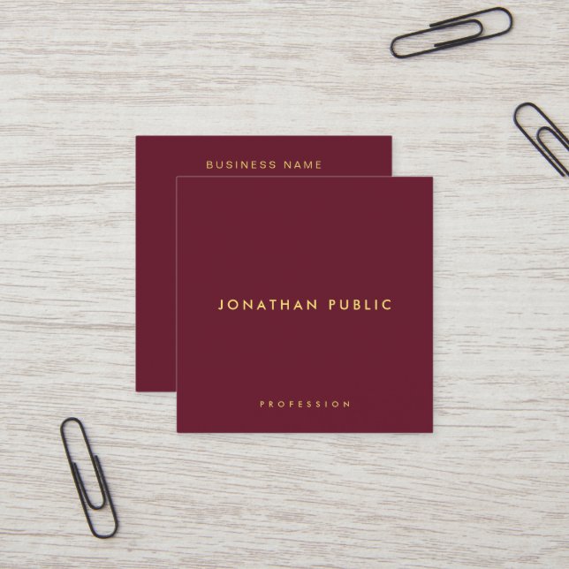 Carte De Visite Carré Modern Elegant Simple Template Gold Text Burgundy (Devant/Arrière en situation)