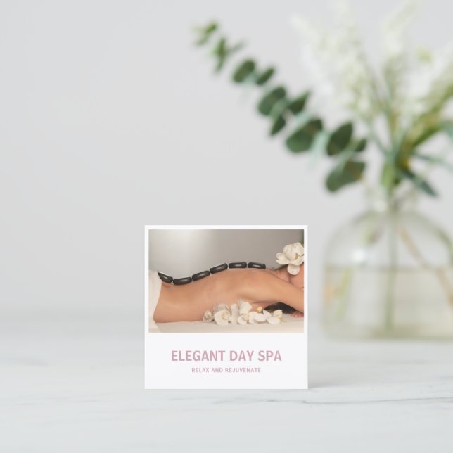 Carte De Visite Carré Simple Dusty Rose rose Élégant Spa moderne (Debout devant)