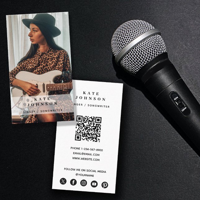 Carte De Visite Chanteur musicien Photo Médias sociaux Code QR (Singer Musician Photo Social Media QR Code Business Card)