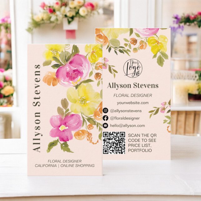 Carte De Visite Chic tendance aquarelle florale rose logo qr code (Trendy chic floral watercolor pink logo qr code business card)
