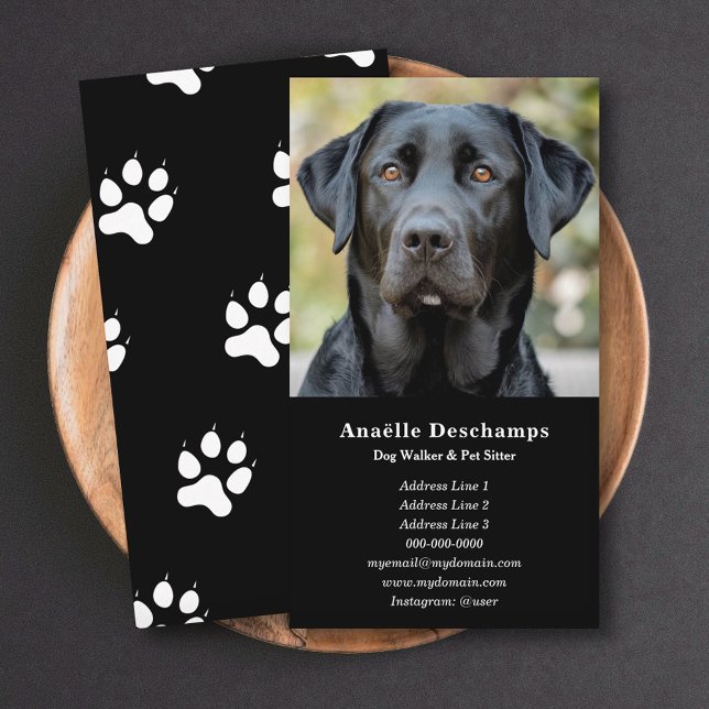 Carte De Visite Chien Walker Animal Sitter Photo personnalisée Noi (Dog Walker Pet Sitter Custom Photo Black Business Card)