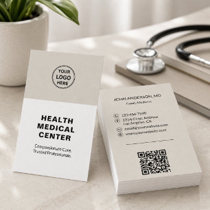 Carte De Visite Clinique de soins médicaux Médecin Beige Vertical