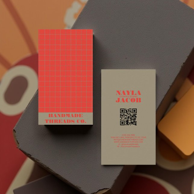 Carte De Visite Code QR À damiers Motif en rouge moderne (Créateur téléchargé)