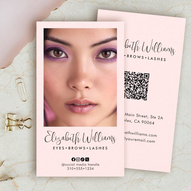 Carte De Visite Code QR d'icône sociale de script rose blush Photo (Créateur téléchargé)