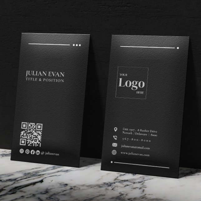 Carte De Visite Code QR LinkedIn Moderne pour Professionnels Noirs (Créateur téléchargé)