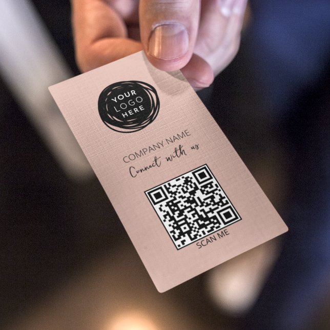 Carte De Visite Code QR Logo d'entreprise rose (Créateur téléchargé)