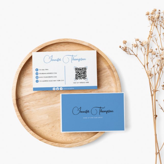 Carte De Visite Code QR Pastel Blue Script professionnel (Créateur téléchargé)