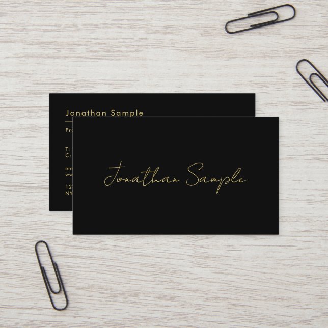 Carte De Visite Code QR personnalisé Élégant minimal Black Gold (Devant/Arrière en situation)
